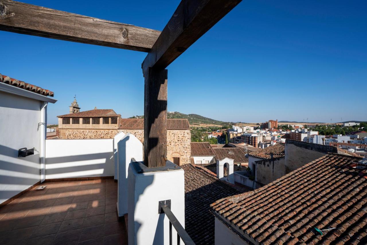 Apartamentos Caceres Historico Centro Εξωτερικό φωτογραφία